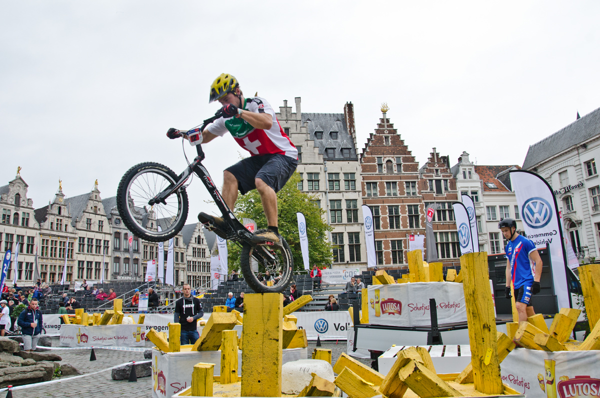 Jérôme Chapuis in the Top 10 at the World Cup in Antwerp, Belgium